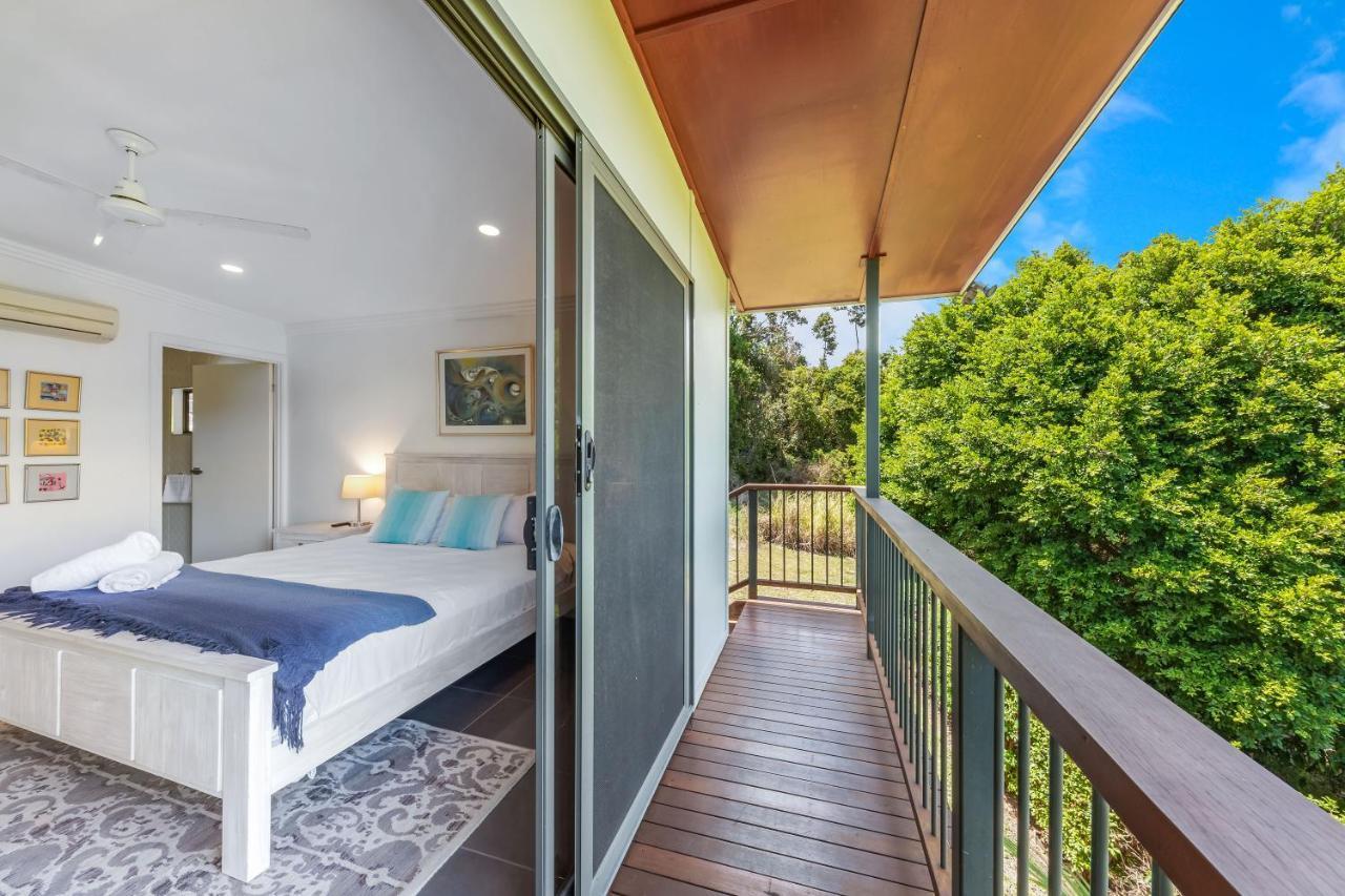 Hilltop Views - Cannonvale Airlie Beach Exterior photo